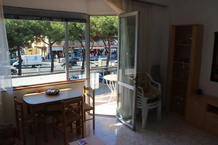 Tres Palmeras Apartment Lloret de Mar 0*,  Spain